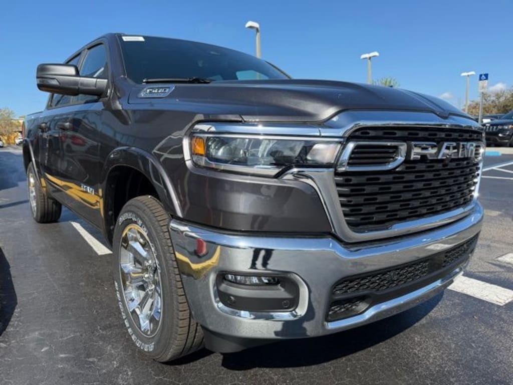 New 2026 Ram 1500 BIG HORN CREW CAB 4X4 5'7 BOX Pickup