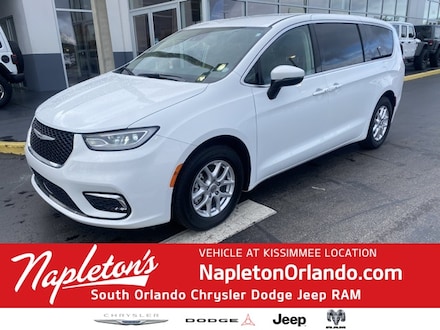 2023 Chrysler Pacifica Touring L Minivan/Van
