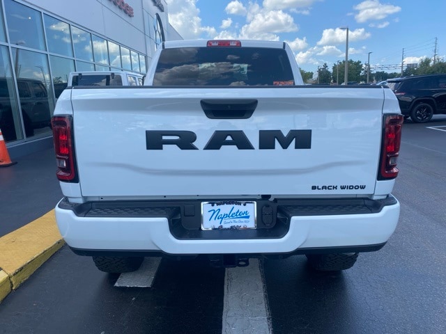 2025 Ram 2500 Big Horn photo 6
