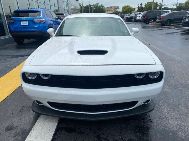 2022 Dodge Challenger GT Plus photo 3
