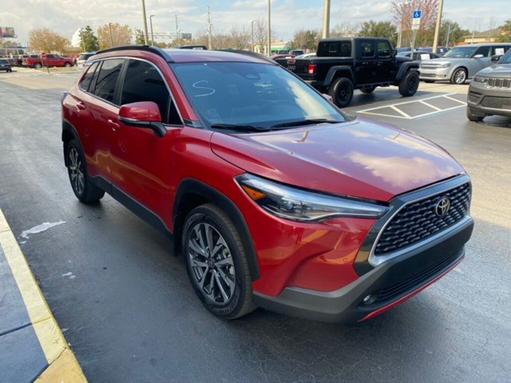 Used 2024 Toyota Corolla Cross XLE SUV