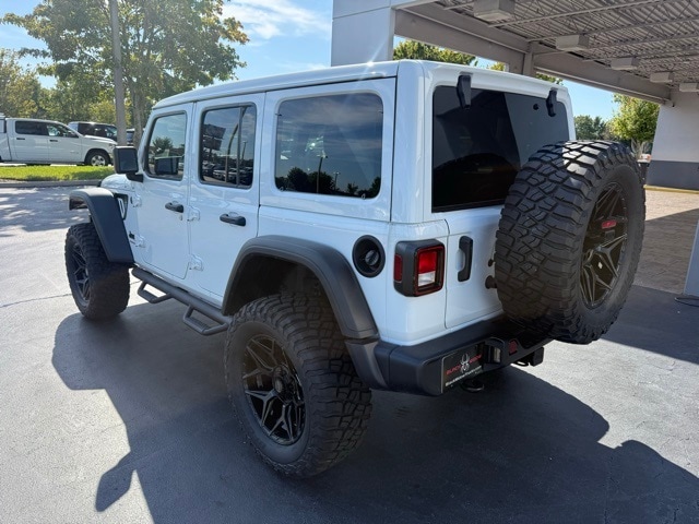 2025 Jeep Wrangler Willys photo 6