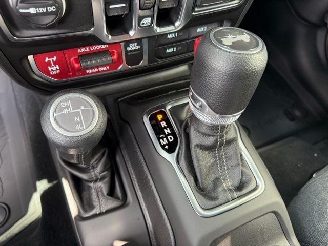 2025 Jeep Wrangler 4-Door Willys - Photo 22