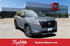 2025 Nissan Pathfinder Platinum SUV
