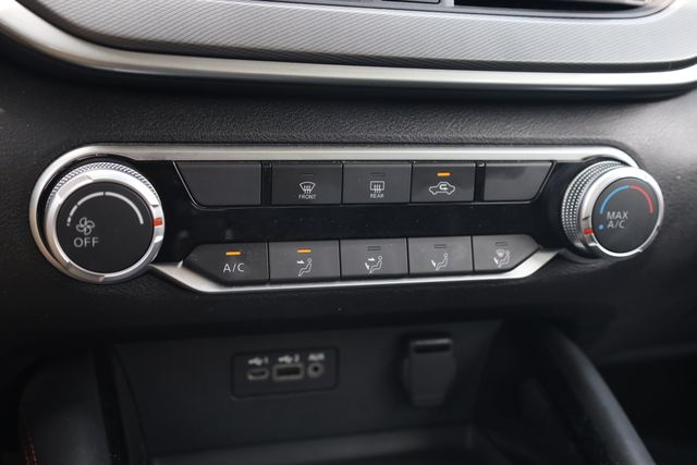 2025 Nissan Altima SR - Photo 23