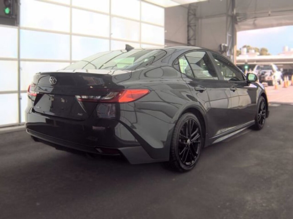 Used 2025 Toyota Camry SE Sedan
