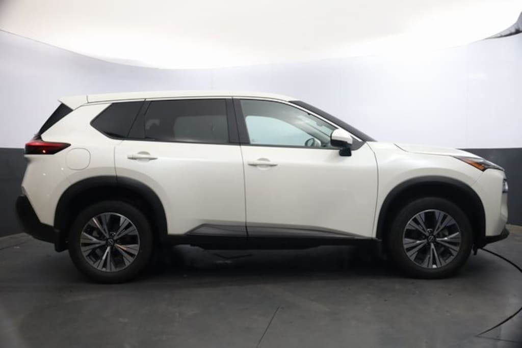 Used 2023 Nissan Rogue SV SUV