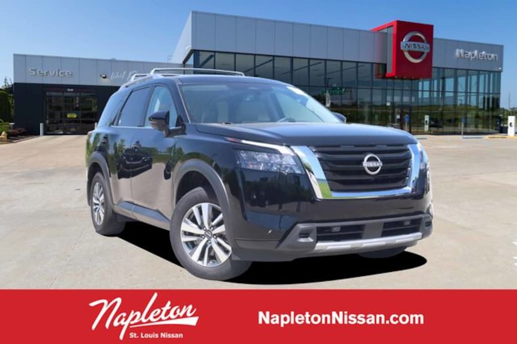 Used 2025 Nissan Pathfinder SL SUV