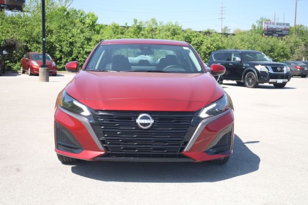 New 2026 Nissan Altima SV Sedan