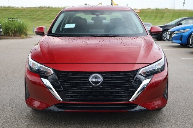 2025 Nissan Sentra SV photo 2