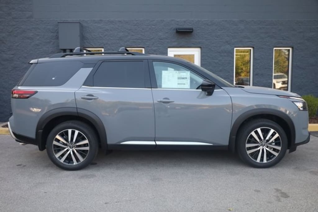 New 2025 Nissan Pathfinder Platinum SUV