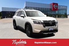 2023 Nissan Pathfinder SL SUV