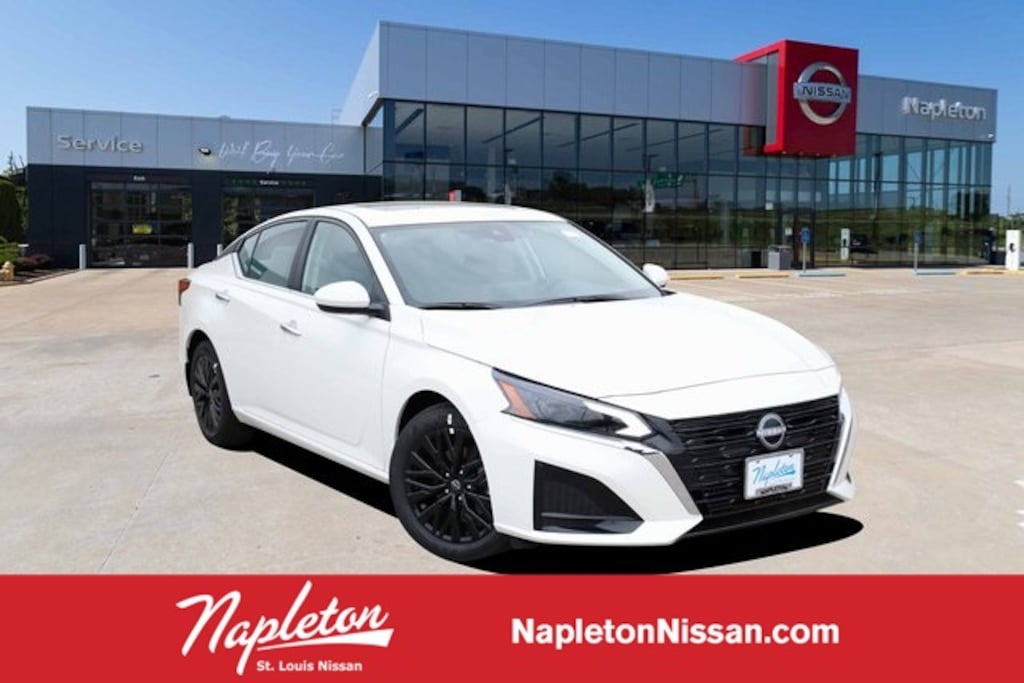 New 2025 Nissan Altima SV Sedan