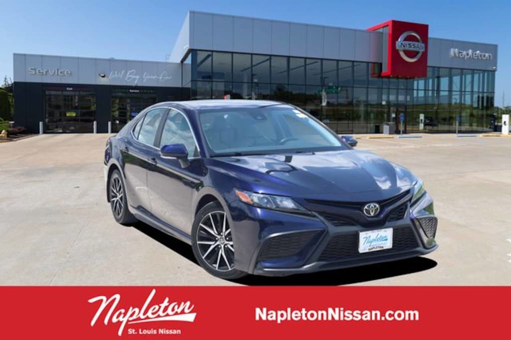 Used 2021 Toyota Camry SE Sedan