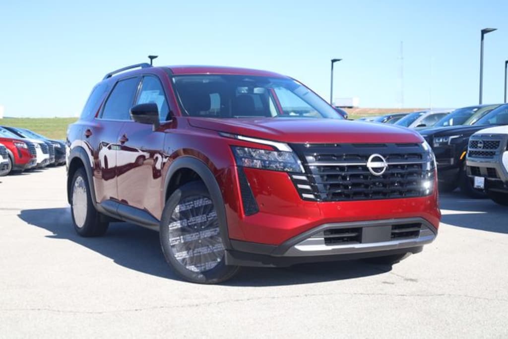 New 2026 Nissan Pathfinder SL SUV