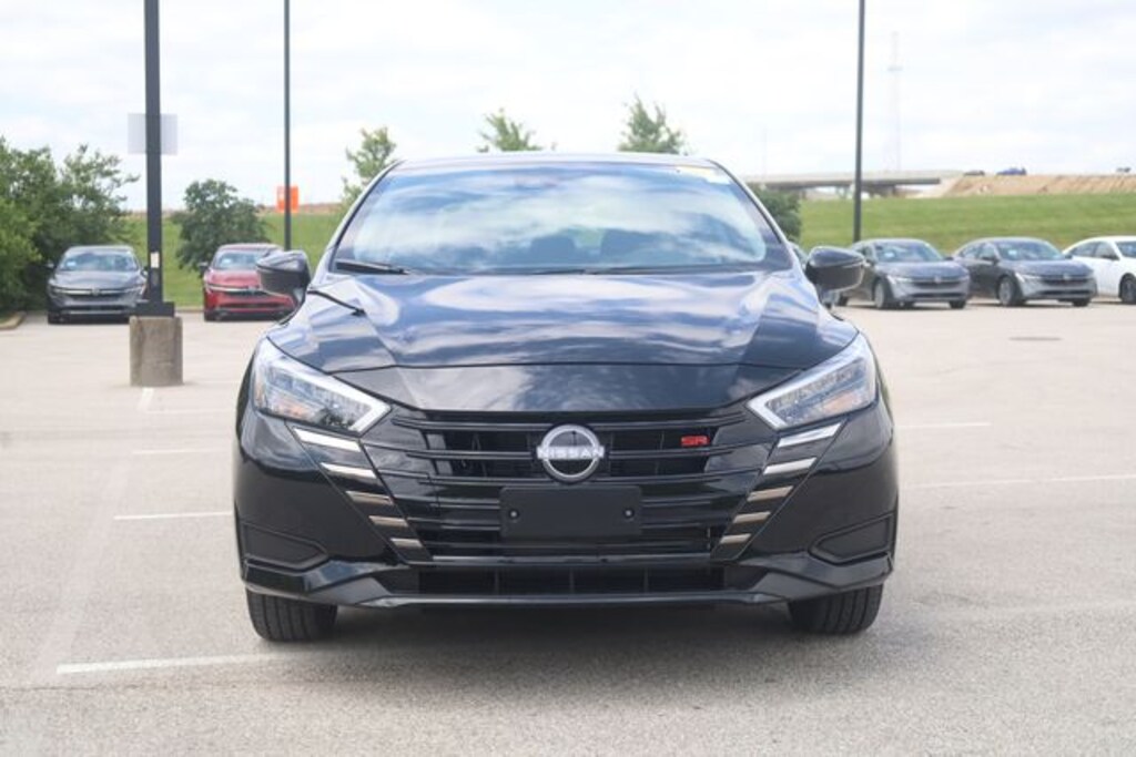 Used 2025 Nissan Versa 1.6 SR Sedan