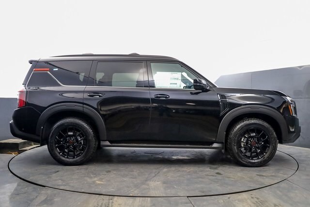 2025 Nissan Armada photo 4