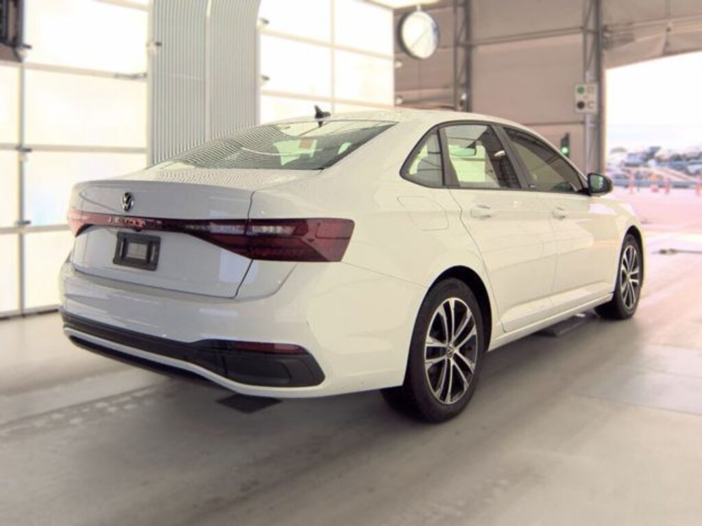 Used 2025 Volkswagen Jetta 1.5T Sport Sedan