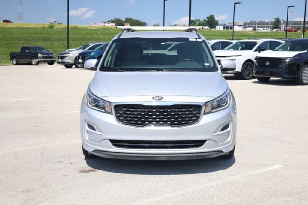 Used 2019 Kia Sedona EX Van Passenger Van