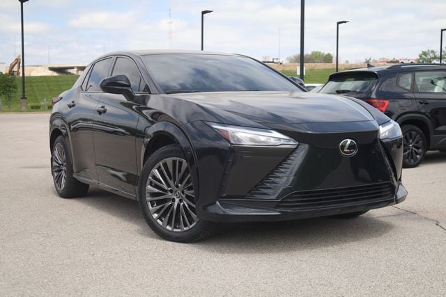 Used 2023 Lexus RZ Luxury with VIN JTJAAAAB1PA008200 for sale in St. Louis, MO