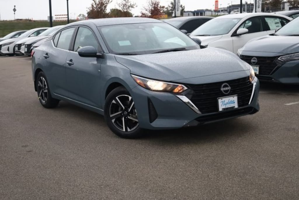 New 2025 Nissan Sentra SV Sedan