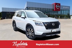 2025 Nissan Pathfinder Platinum SUV