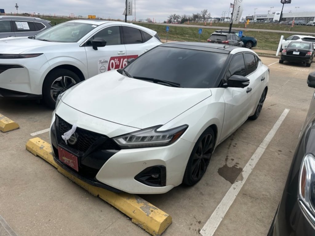 Used 2021 Nissan Maxima SR Sedan