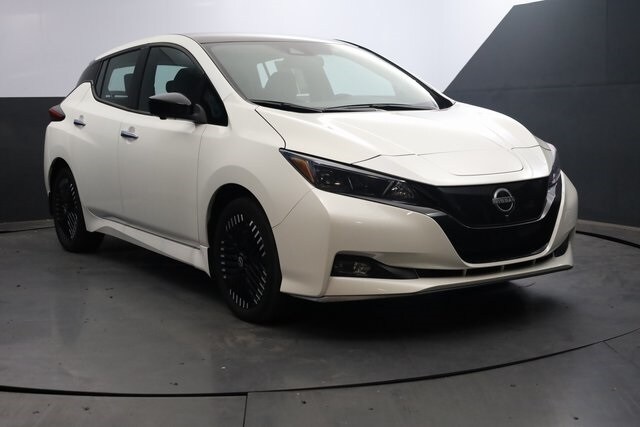 Certified 2024 Nissan LEAF SV PLUS with VIN 1N4CZ1CVXRC550422 for sale in St. Louis, MO