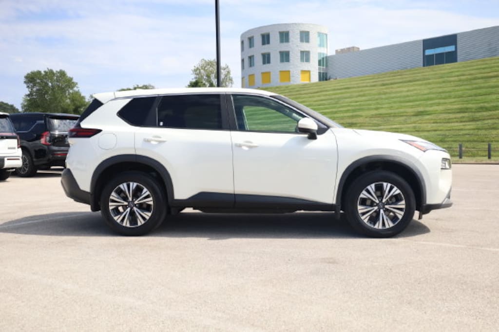 Used 2023 Nissan Rogue SV SUV