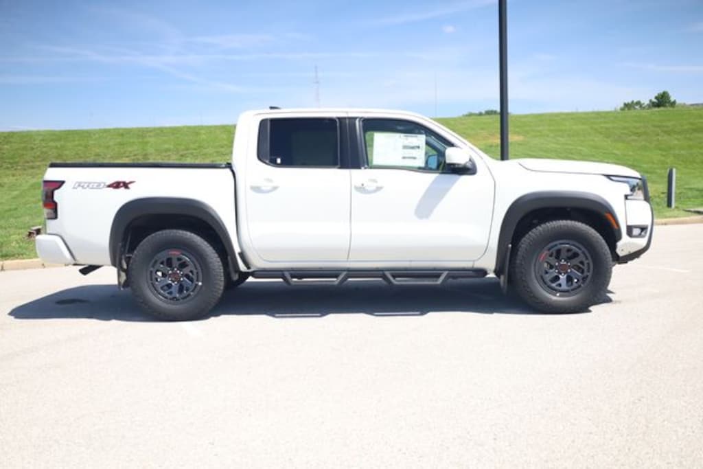 New 2026 Nissan Frontier PRO-4X Truck Crew Cab