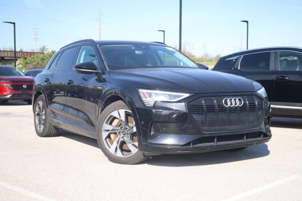 Used 2021 Audi e-tron Premium SUV