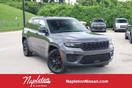 2024 Jeep Grand Cherokee Laredo SUV