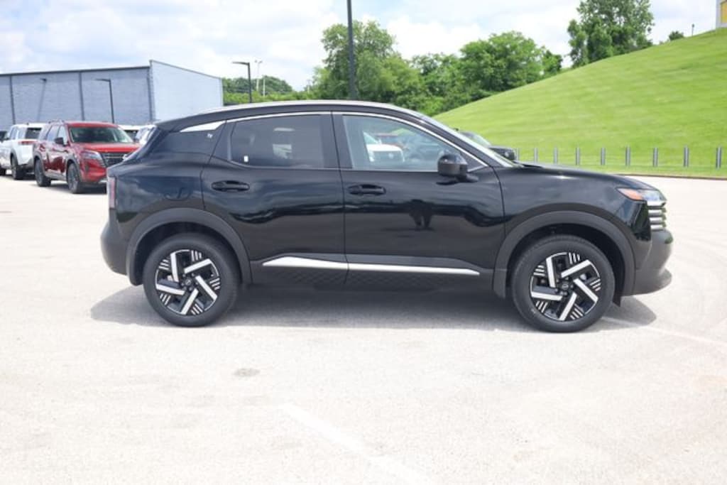 New 2026 Nissan Kicks SV SUV