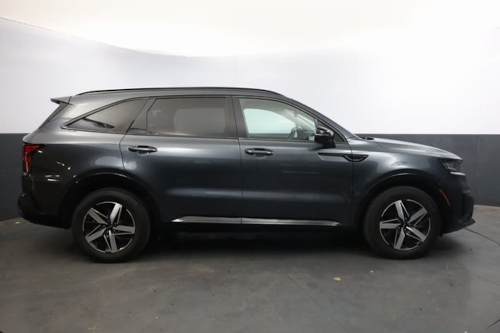 Used 2022 Kia Sorento S SUV
