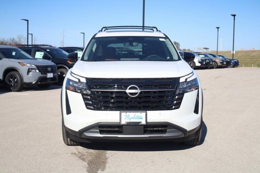 New 2026 Nissan Pathfinder Platinum SUV