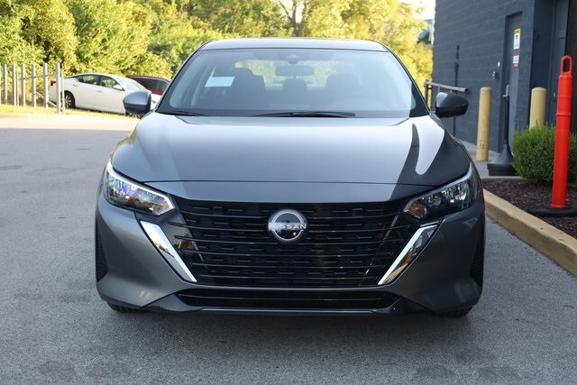 2025 Nissan Sentra S photo 2