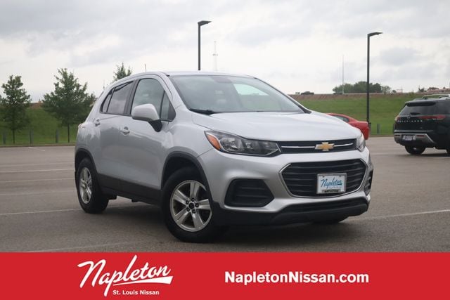2020 Chevrolet Trax LS's photo
