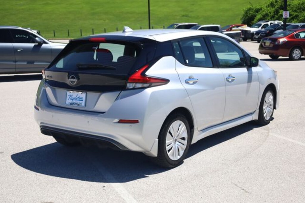 Used 2024 Nissan LEAF S Hatchback