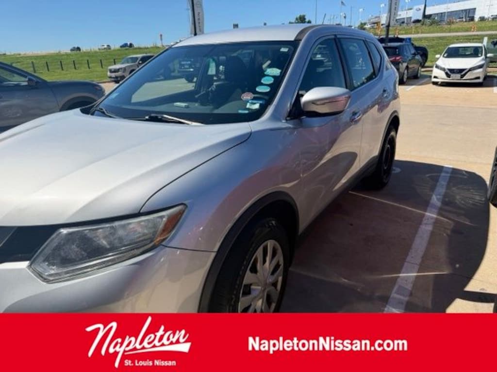 Used 2015 Nissan Rogue S SUV