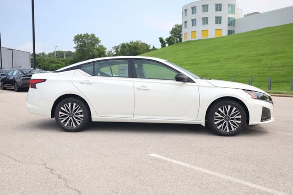New 2026 Nissan Altima SV Sedan