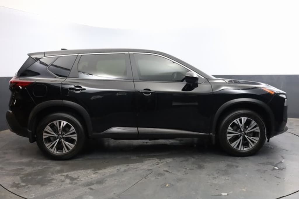 Used 2023 Nissan Rogue SV SUV