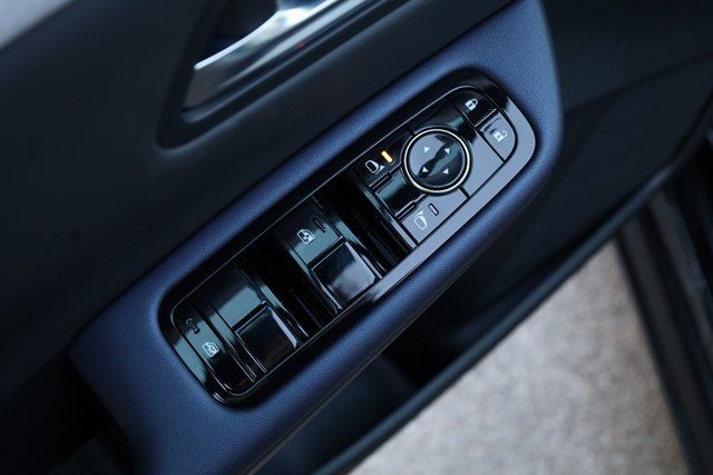 2026 Nissan LEAF Platinum+ - Photo 14