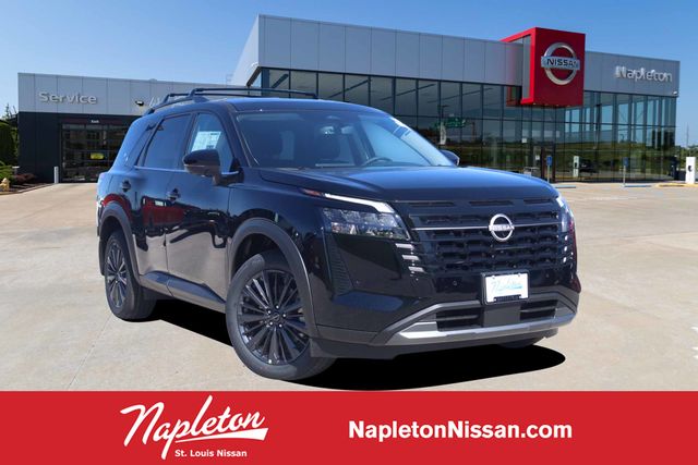 2026 Nissan Pathfinder SL 4WD's photo