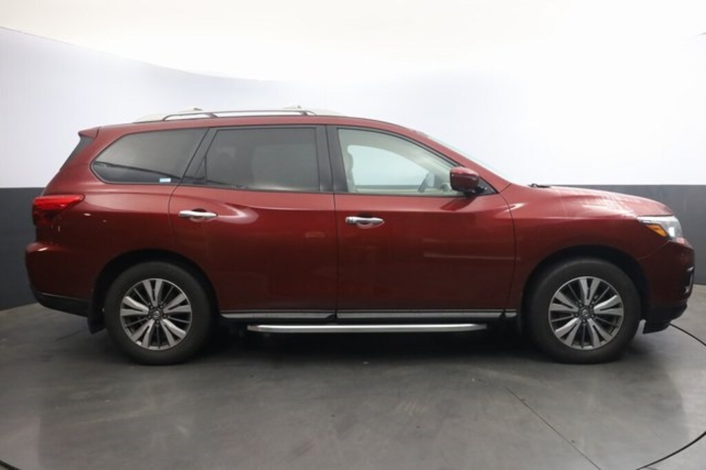 Used 2020 Nissan Pathfinder SL SUV