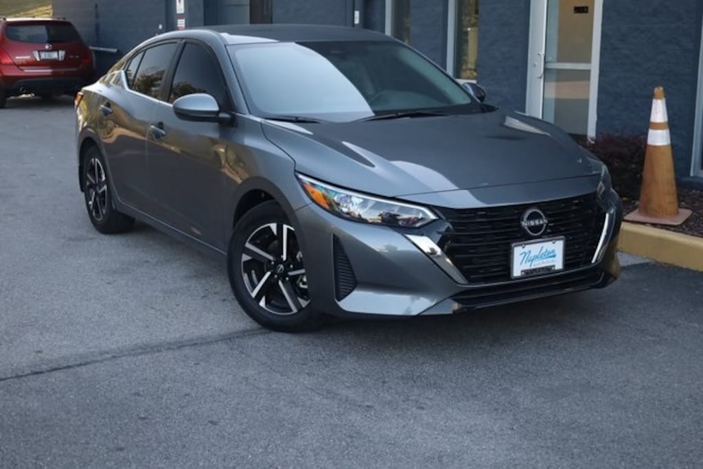 New 2025 Nissan Sentra SV Sedan