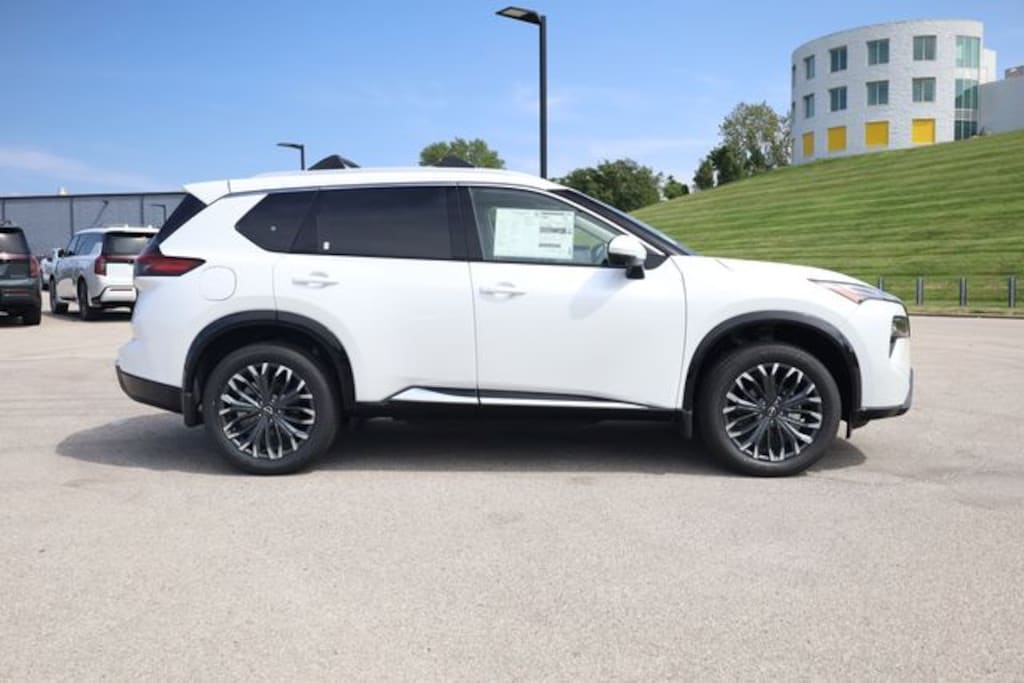 New 2026 Nissan Rogue Platinum SUV