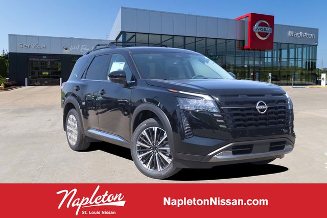 2026 Nissan Pathfinder Platinum 4WD's photo