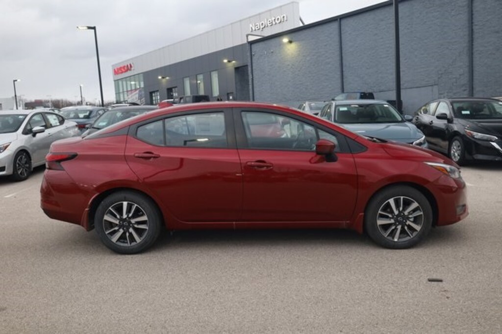 New 2025 Nissan Versa 1.6 SV Sedan