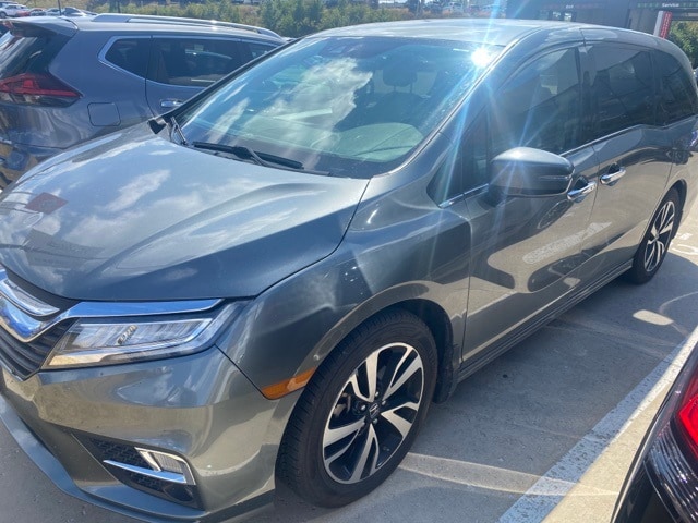 Used 2018 Honda Odyssey Elite with VIN 5FNRL6H96JB007574 for sale in Saint Louis, MO