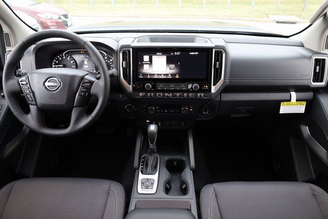 2026 Nissan Frontier SV - Photo 13
